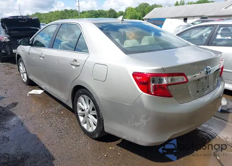 2014 Toyota Camry Hybrid Xle z USA, uszkodzony, nr VIN 4T1BD1FK6EU100238